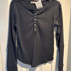 NWT FREE PEOPLE METAL SNAP HENLEY THERMAL TOP SZ SMALL